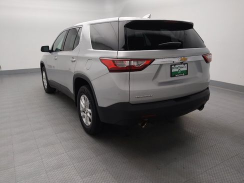 Used 2021 Chevrolet Traverse LS FWD image 6