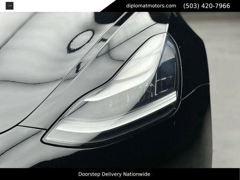 Used 2018 Tesla Model 3 Long Range image 12