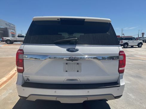 Used 2020 Ford Expedition XLT w/ Equipment Group 202A RWD image 4