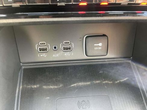 Certified 2025 Jeep Grand Cherokee Limited w/ Luxury Tech Group II AWD/4WD image 41