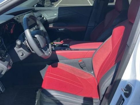 Used 2024 Lexus RX 500h F Sport image 2