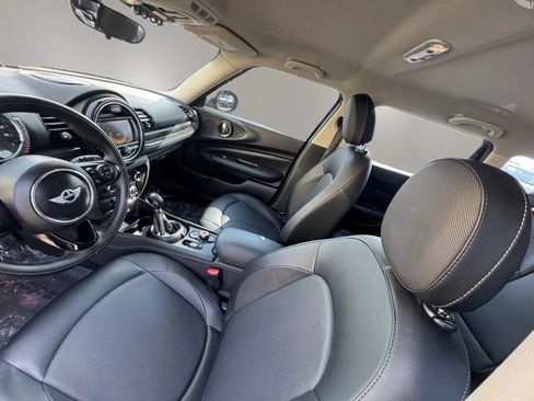 Used 2016 MINI Cooper Clubman FWD image 11