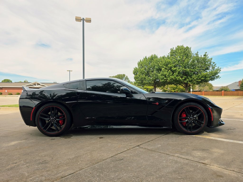 Used 2015 Chevrolet Corvette Stingray Coupe w/ 3LT Preferred Equipment Group RWD image 18