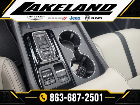 Used 2026 Honda Pilot Touring image 27