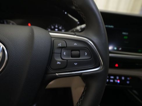 Used 2023 Buick Envision Preferred AWD/4WD image 21