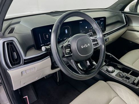 Used 2025 Kia Sorento SX Prestige AWD/4WD image 7