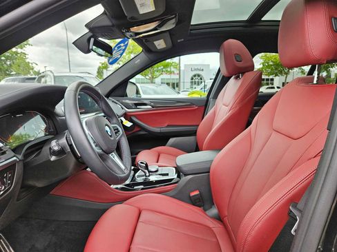 Used 2025 BMW X4 M40i w/ Premium Package image 24