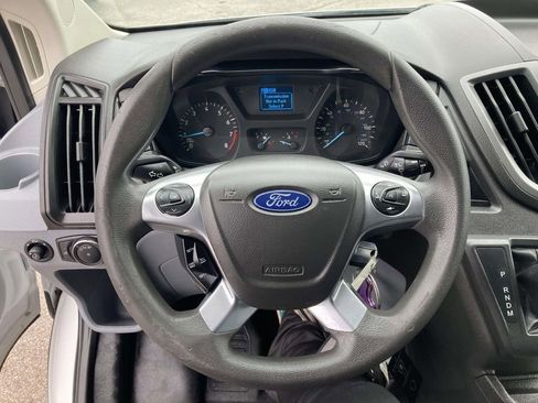 Used 2019 Ford Transit 150 130 Low Roof RWD image 31