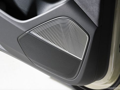 Used 2025 Audi RS Q8 performance AWD/4WD image 37