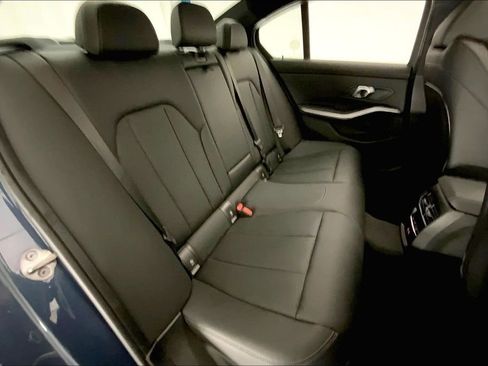 Certified 2025 BMW 330i Sedan RWD image 14