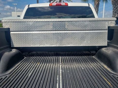 Used 2014 Chevrolet Silverado 1500 LT RWD image 9
