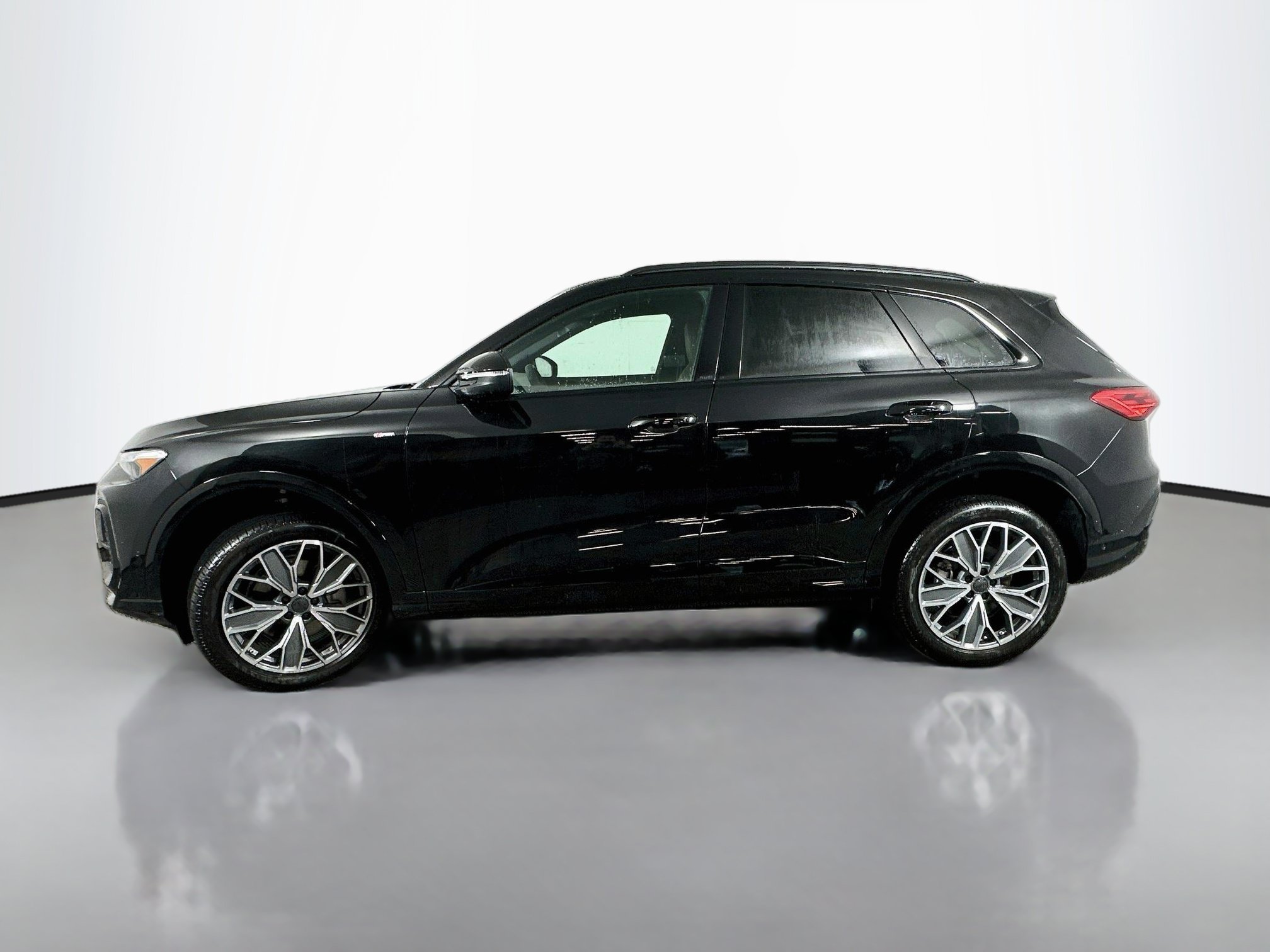 New 2026 Audi Q5 Premium Plus AWD/4WD image 4