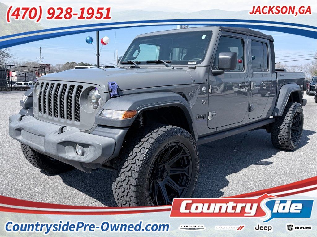 Used 2021 Jeep Gladiator Sport AWD/4WD image 1