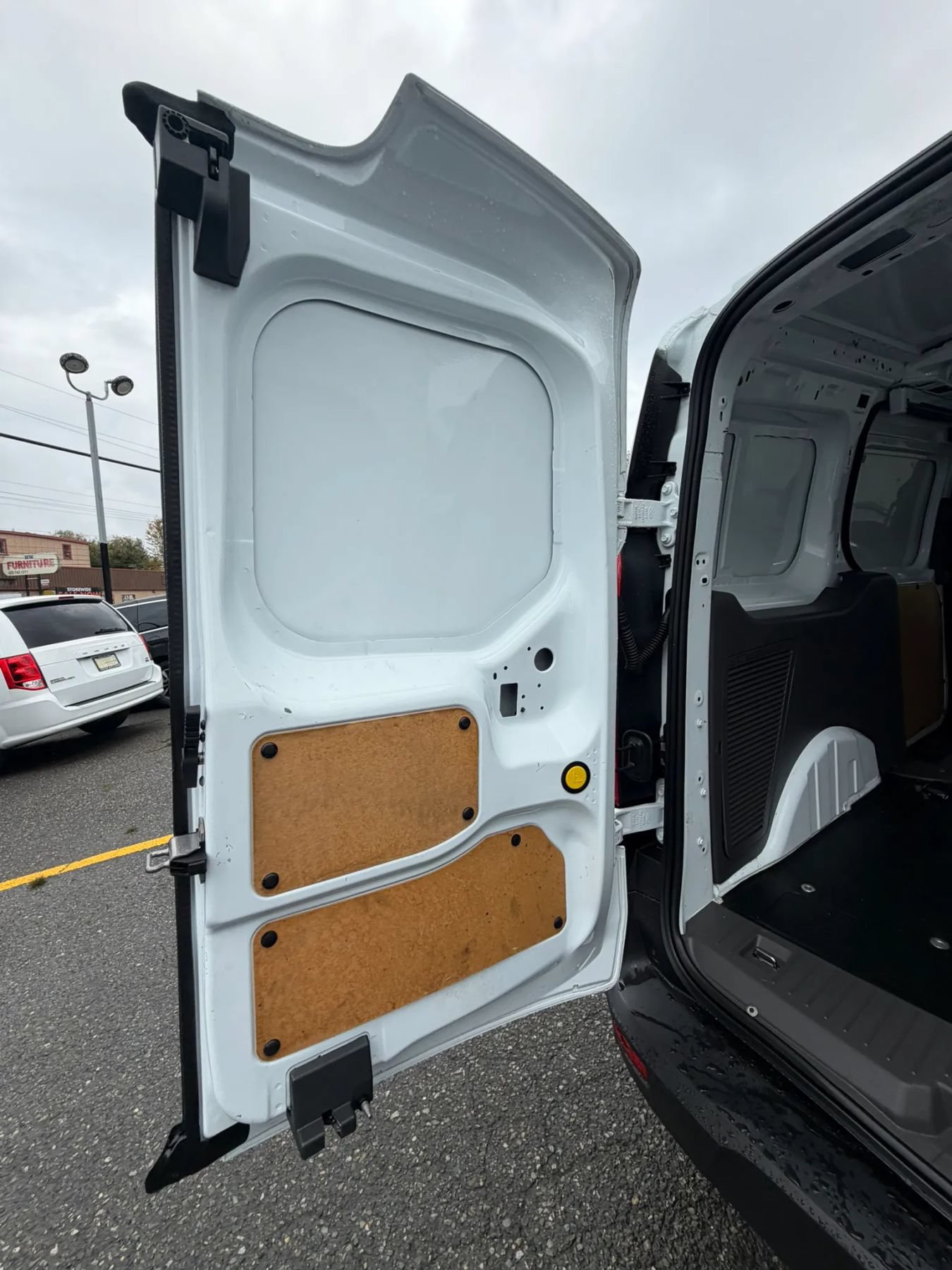 Used 2020 Ford Transit Connect XL w/ CNG/LPG Engine Prep Package FWD image 19