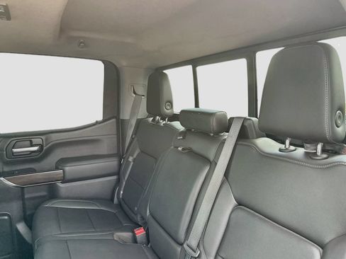 Used 2020 GMC Sierra 1500 SLT RWD image 23