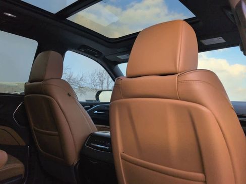 Used 2022 Cadillac Escalade Sport image 18