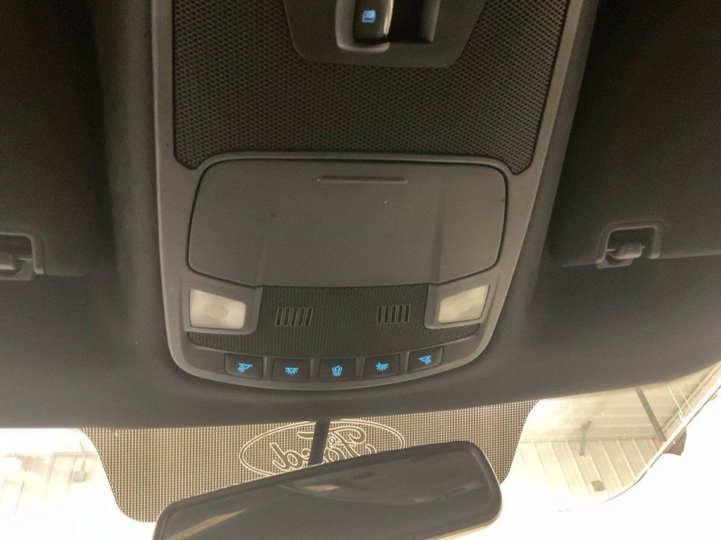 Used 2018 Ford F150 XLT w/ Equipment Group 302A Luxury AWD/4WD image 27