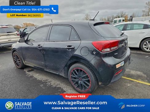 Used 2019 Kia Rio S image 3