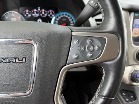Certified 2020 GMC Yukon Denali w/ Denali Ultimate Package image 36