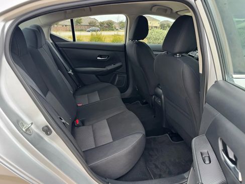 Used 2023 Nissan Sentra SV image 39