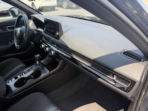Used 2024 Honda Civic Sport image 25