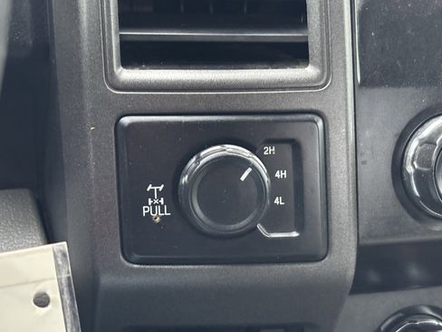 Used 2019 Ford F250 XL w/ XL Value Package image 5