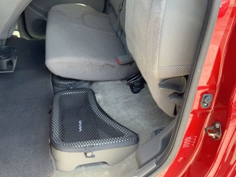 Used 2016 Nissan Frontier SV RWD image 31