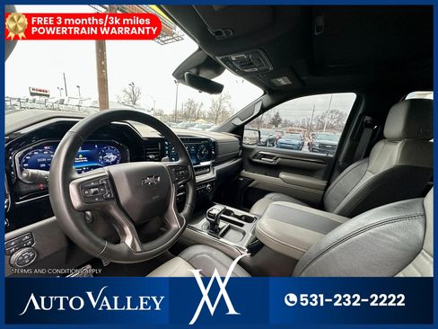 Used 2024 Chevrolet Silverado 1500 ZR2 w/ Technology Package image 17