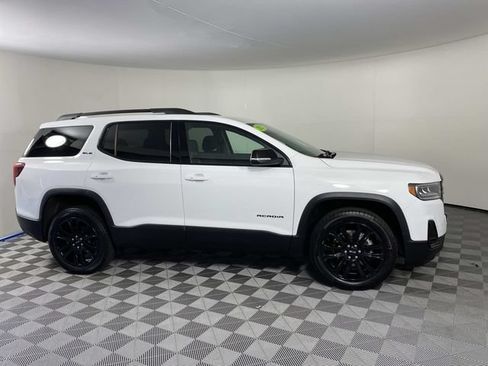 Used 2023 GMC Acadia SLE AWD/4WD image 11