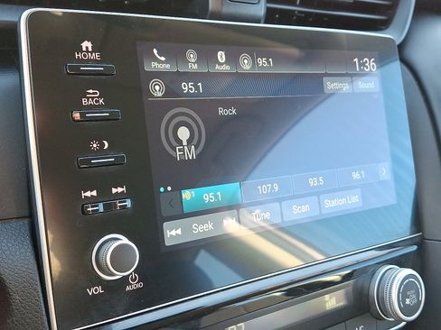 Certified 2022 Honda Insight EX image 16