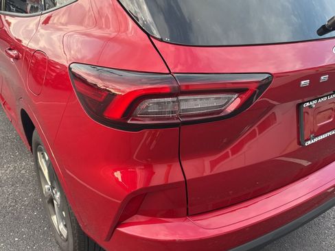 Used 2024 Ford Escape ST-Line image 10