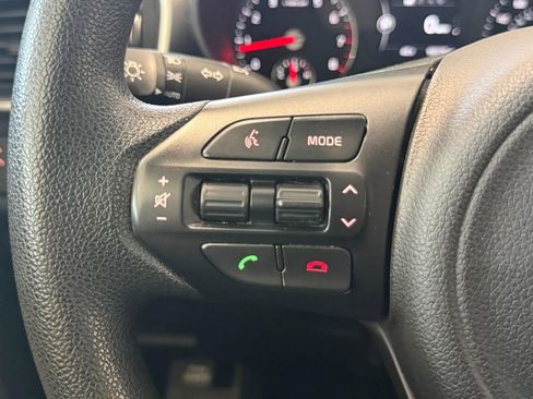 Used 2017 Kia Sorento AWD image 34