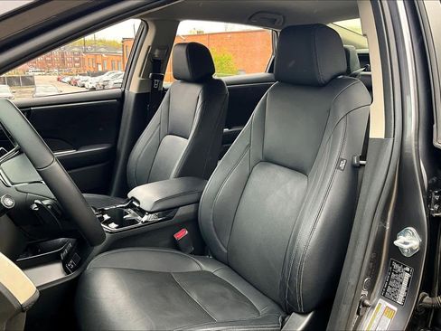 Used 2021 Honda Clarity Touring image 8