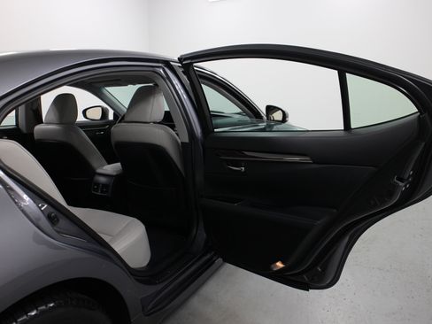 Used 2017 Lexus ES 350 image 24