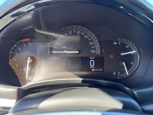 Used 2017 Cadillac XTS Luxury FWD image 13