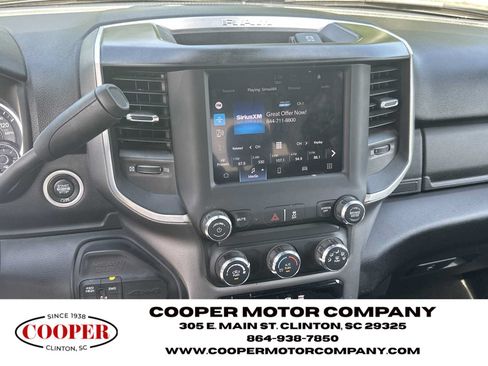 Used 2024 RAM 2500 Big Horn AWD/4WD image 23