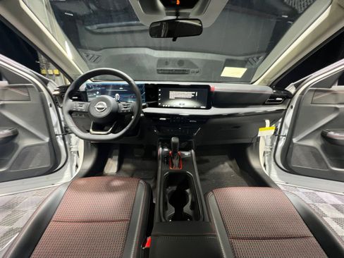 New 2026 Nissan Kicks SR FWD image 20