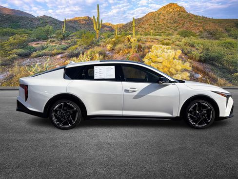 Certified 2025 Kia K4 GT-Line w/ GT-Line Premium Package image 3