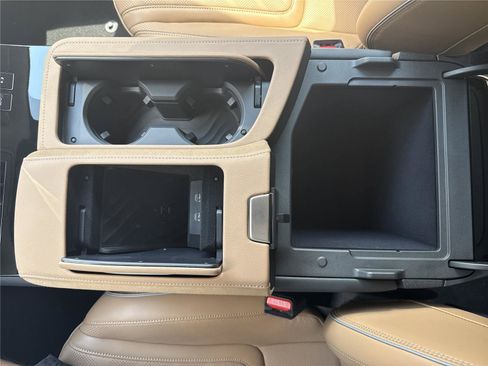 New 2026 INFINITI QX80 Luxe w/ Cargo Package image 19