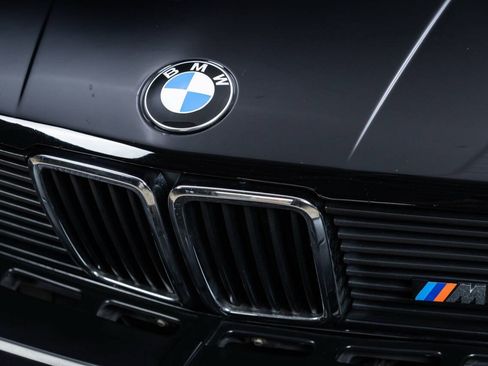 Used 1988 BMW M5 RWD image 21