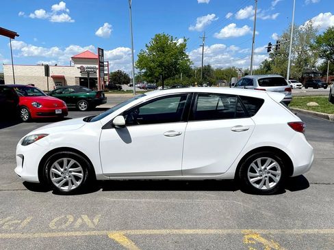 Used 2012 MAZDA MAZDA3 i Touring FWD image 3