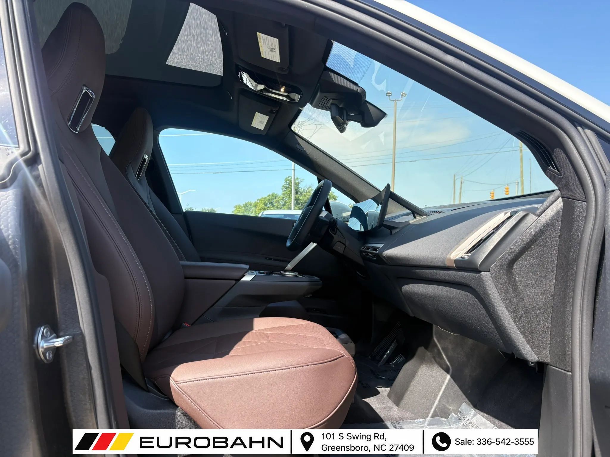 Used 2024 BMW iX xDrive50 AWD/4WD image 15