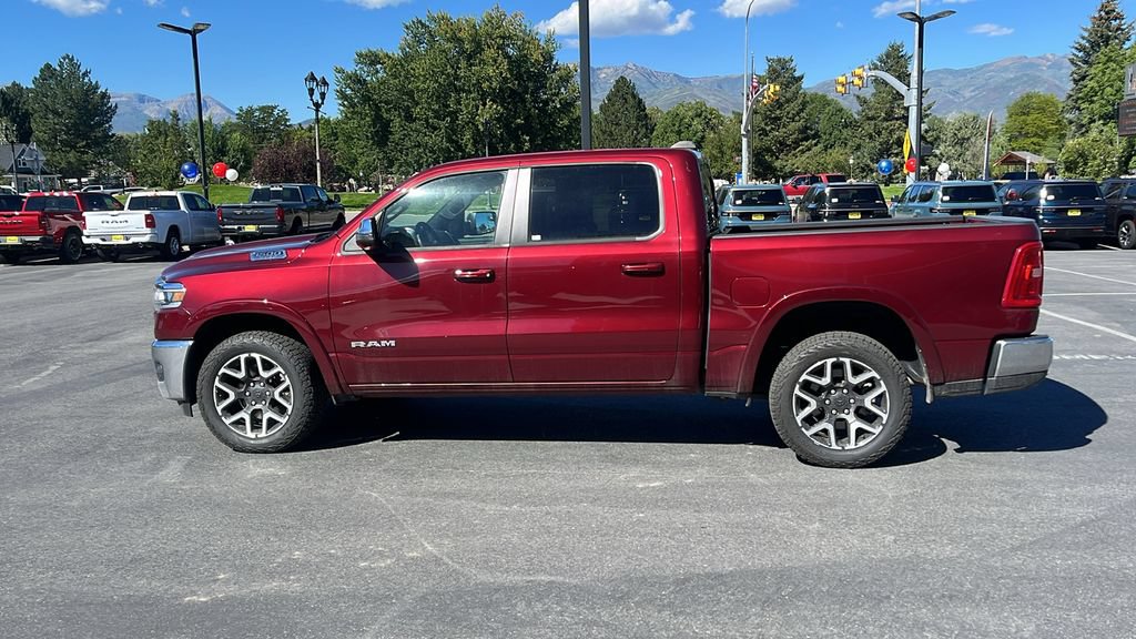Used 2025 RAM 1500 Laramie AWD/4WD image 6