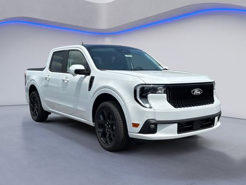 New 2025 Ford Maverick Lobo image 3