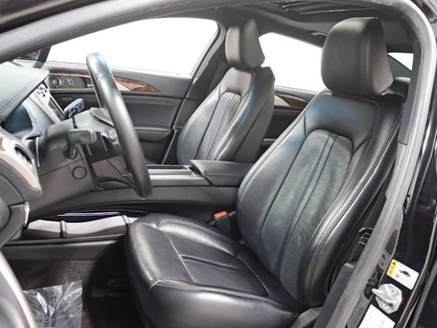 Used 2020 Lincoln MKZ Reserve w/ Monochromatic Package image 25