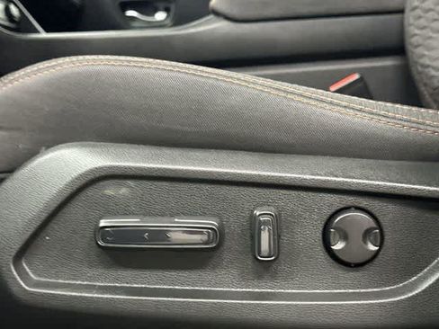 Used 2025 Honda Pilot Sport image 26