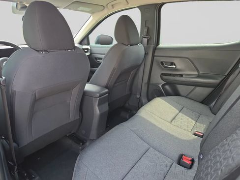 Used 2025 Nissan Kicks SV FWD image 25