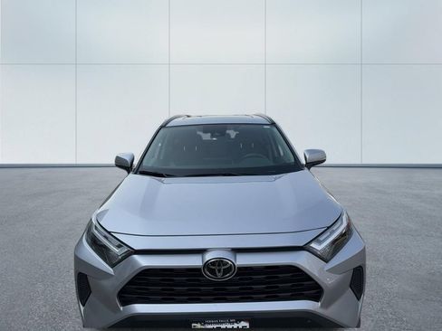 Used 2025 Toyota RAV4 XLE w/ Convenience Package AWD/4WD image 2