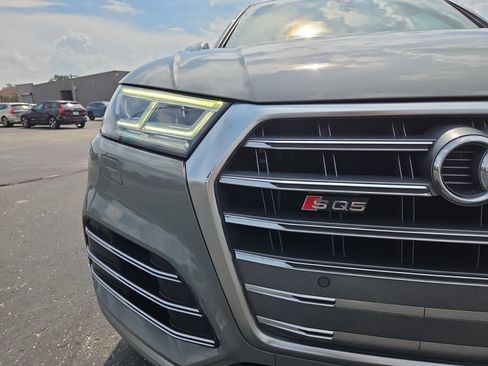 Used 2020 Audi SQ5 Premium w/ Convenience Package AWD/4WD image 5