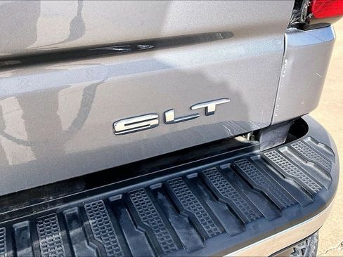 Used 2021 GMC Sierra 1500 SLT image 39